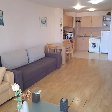 Апартаменты South Larisa